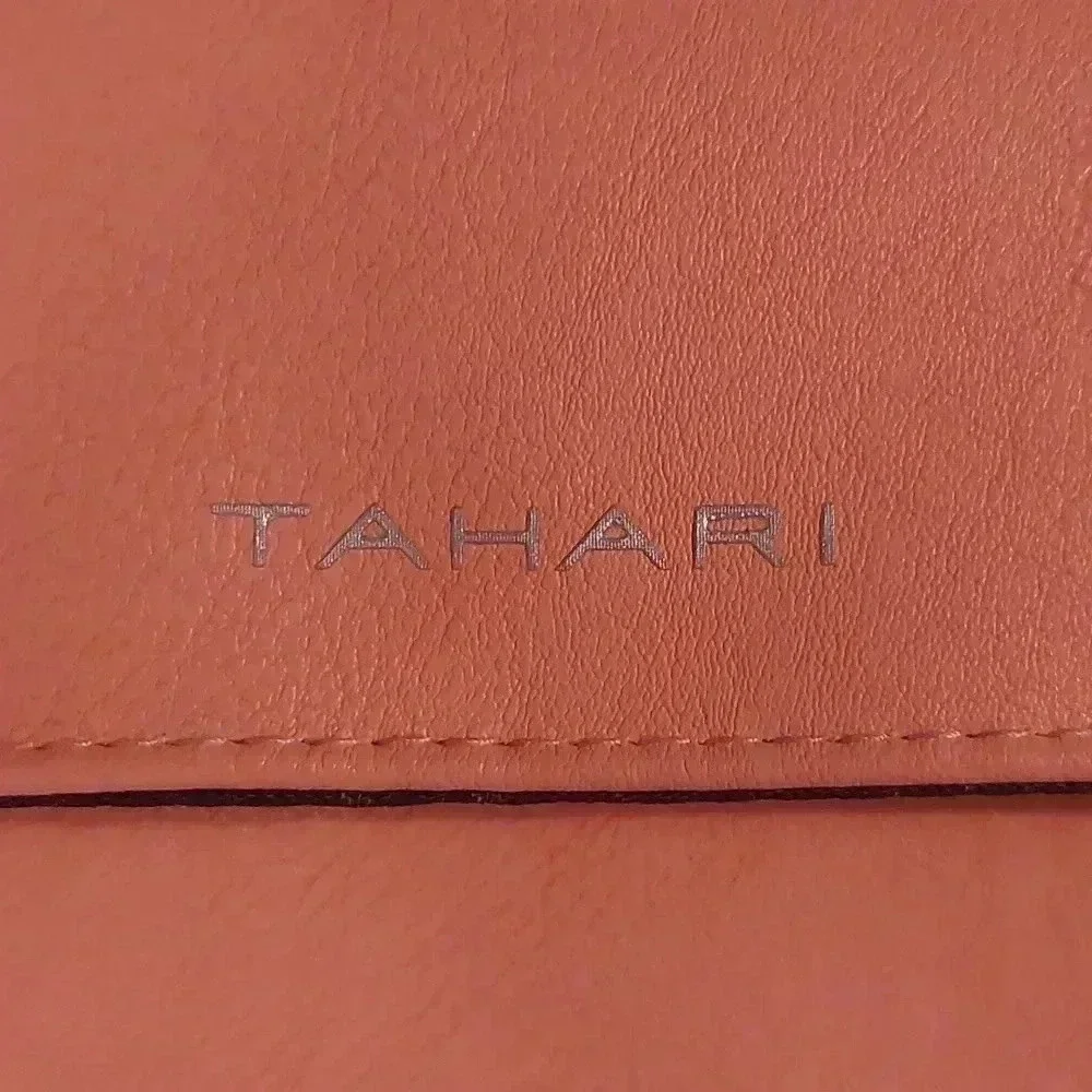 NWOT TAHARI PINK WRISTLET WALLET WITH IDENTITY PROOF LINING
